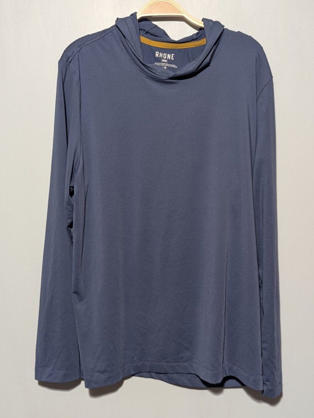 Rhone Reign Performance Hoodie Slate Blue Activewear Workout Men's Large
